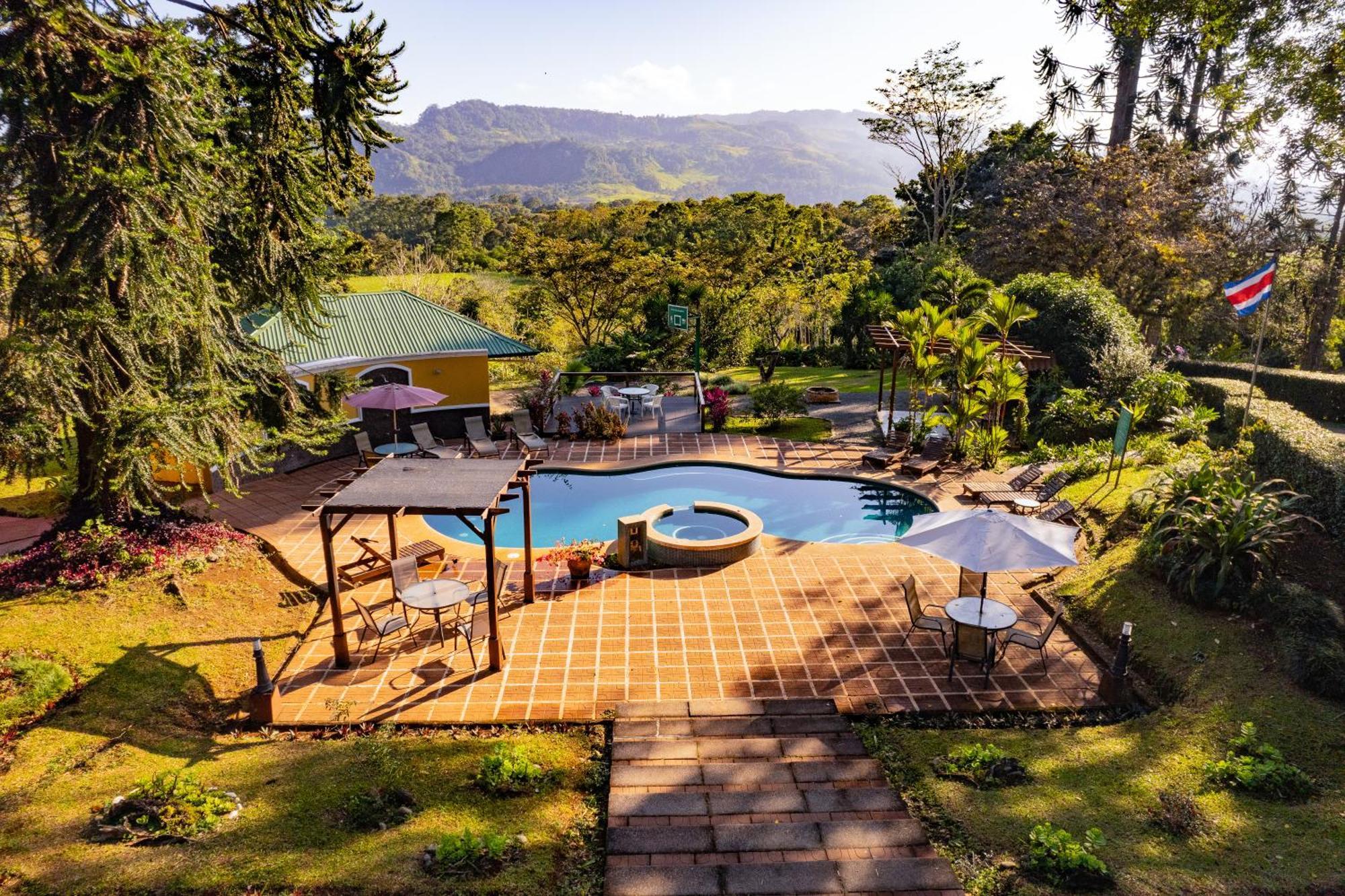 Hotel Villa Florencia Турриальба Экстерьер фото